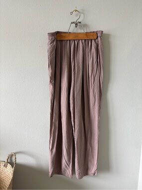 RARE! Vintage Eileen Fisher 100% silk trousers